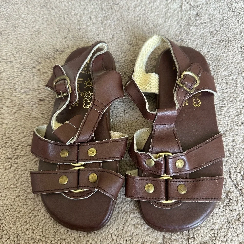 Kids Honors brown leather Sandals 11c